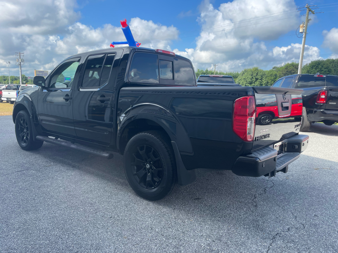 Nissan Frontier Crew Cab 4x4 SV Auto 2020