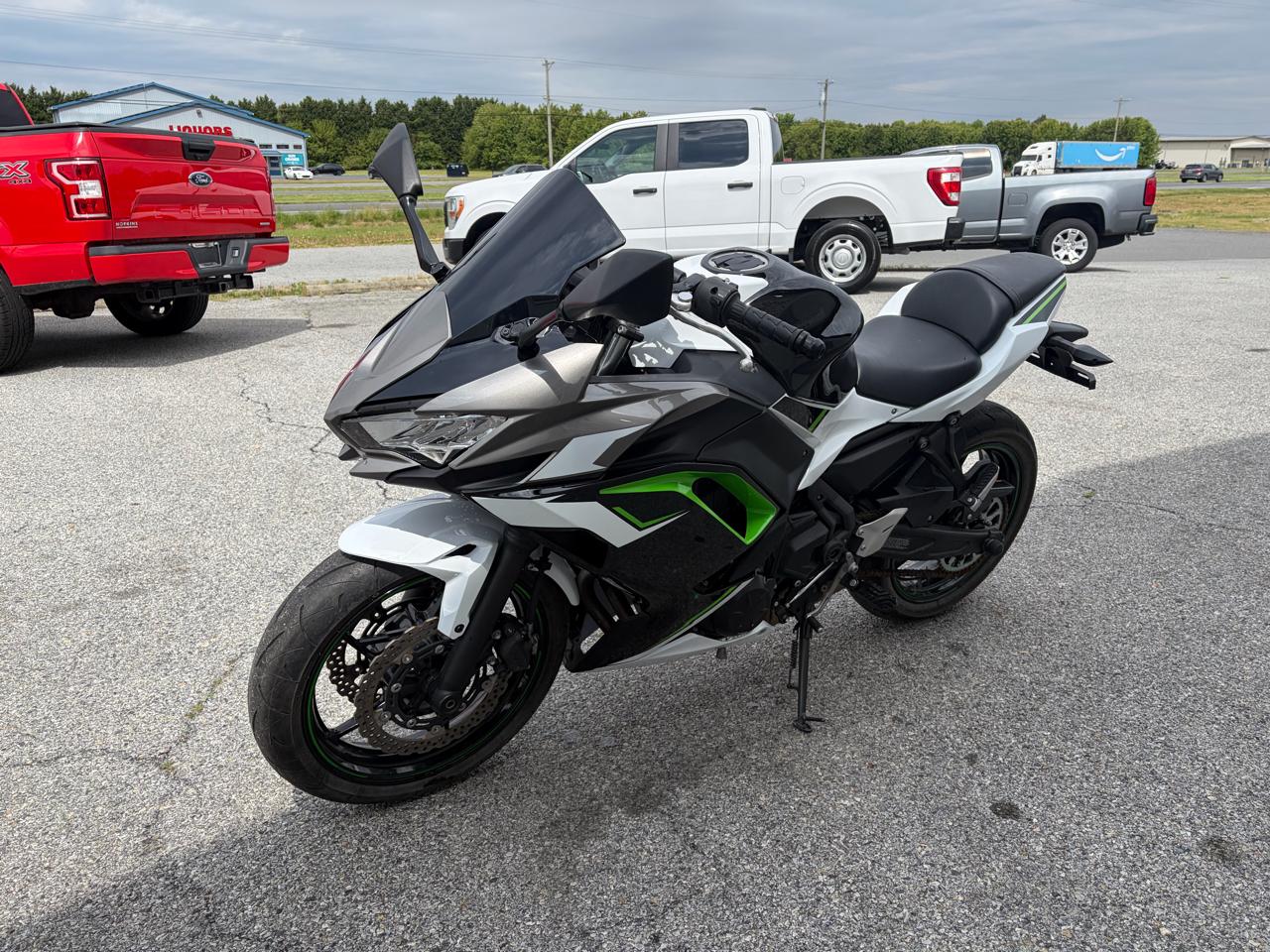 Kawasaki Ninja  2022