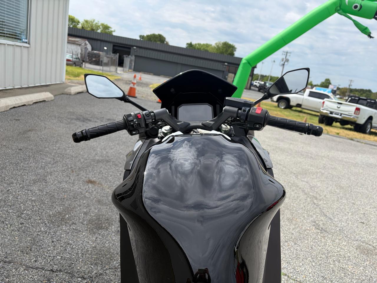 Kawasaki Ninja  2022