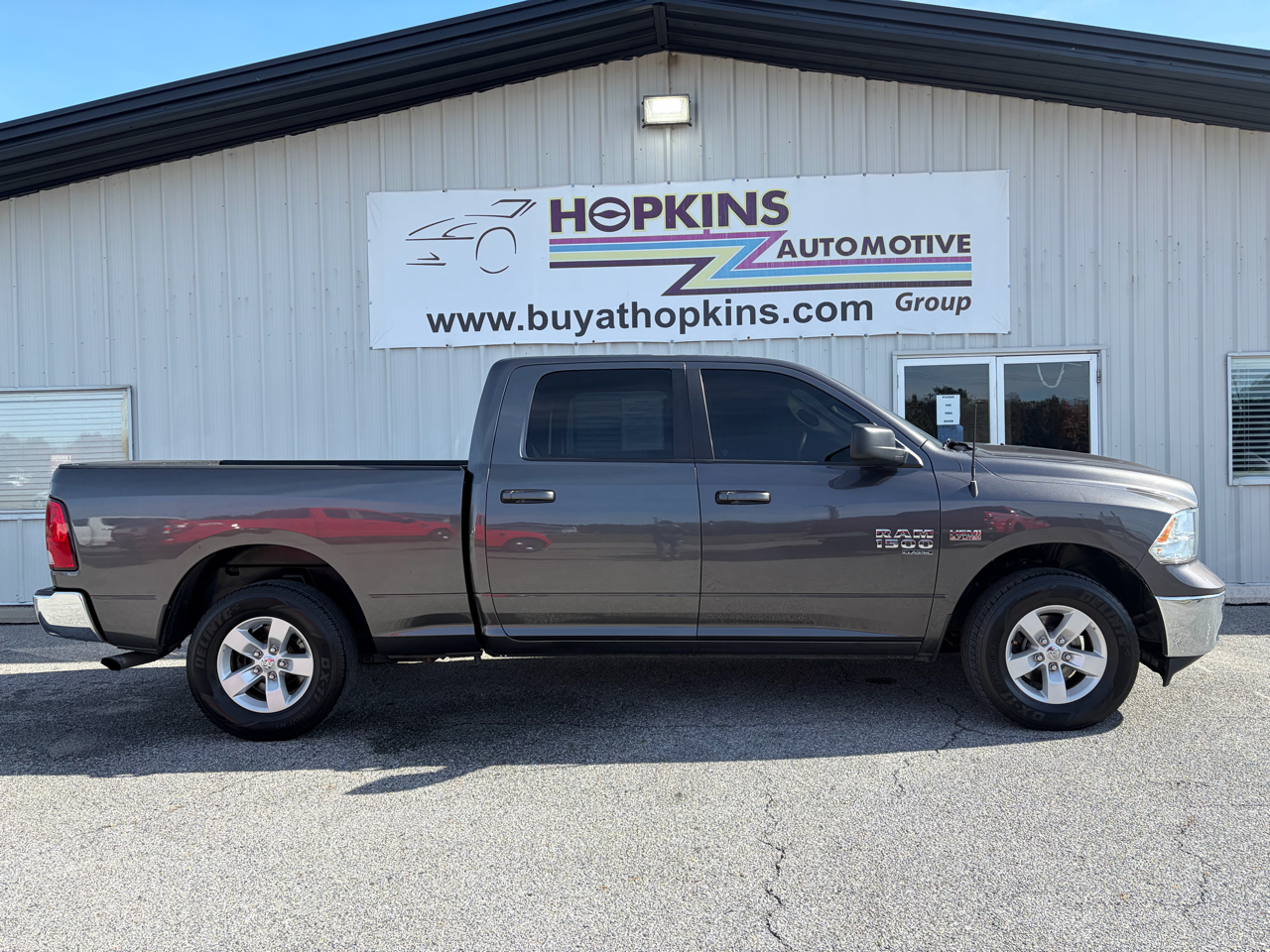 2021 RAM 1500 Classic SLT 4x4 Crew Cab 6'4" Box