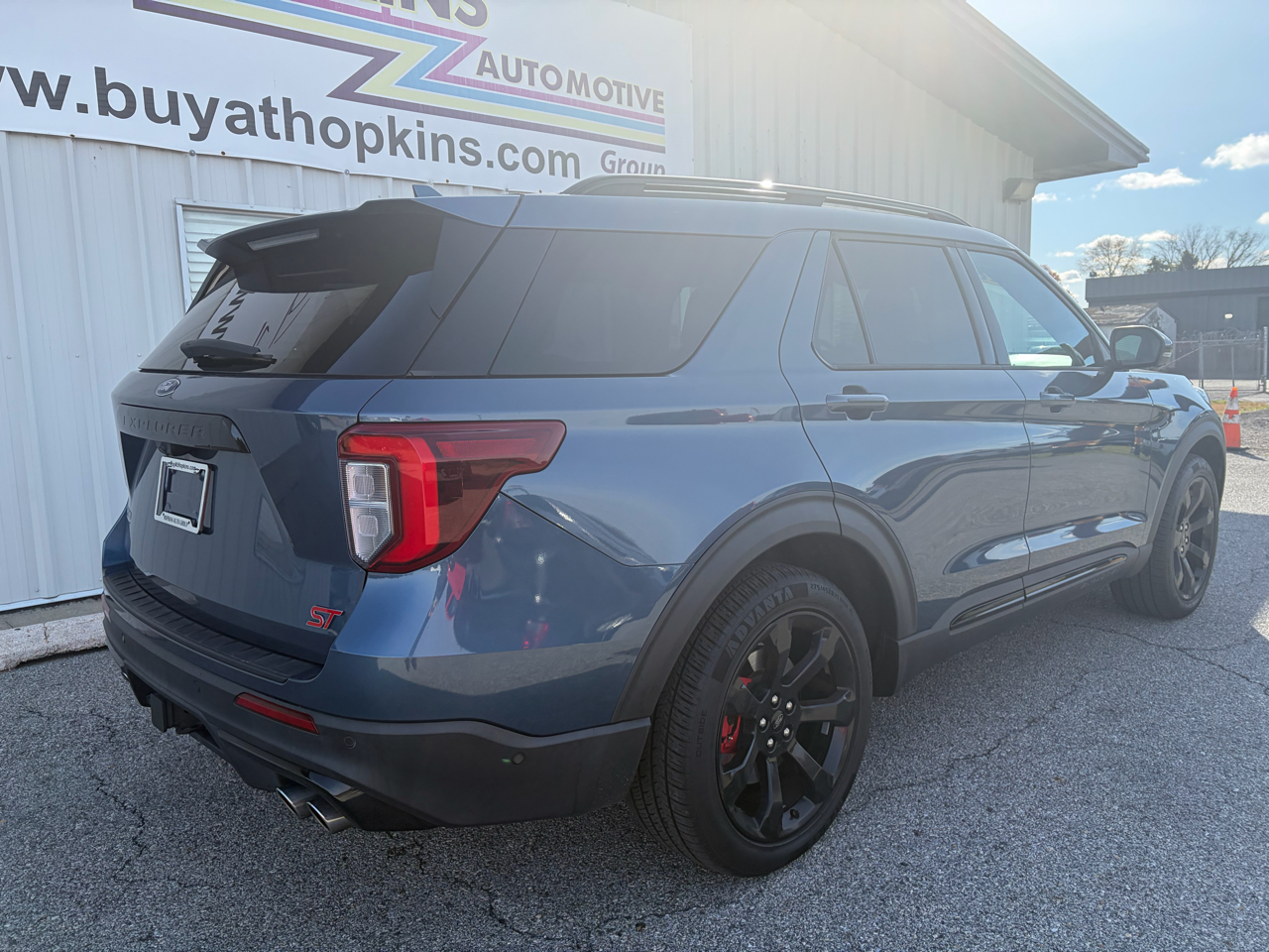 2020 Ford Explorer ST photo 4