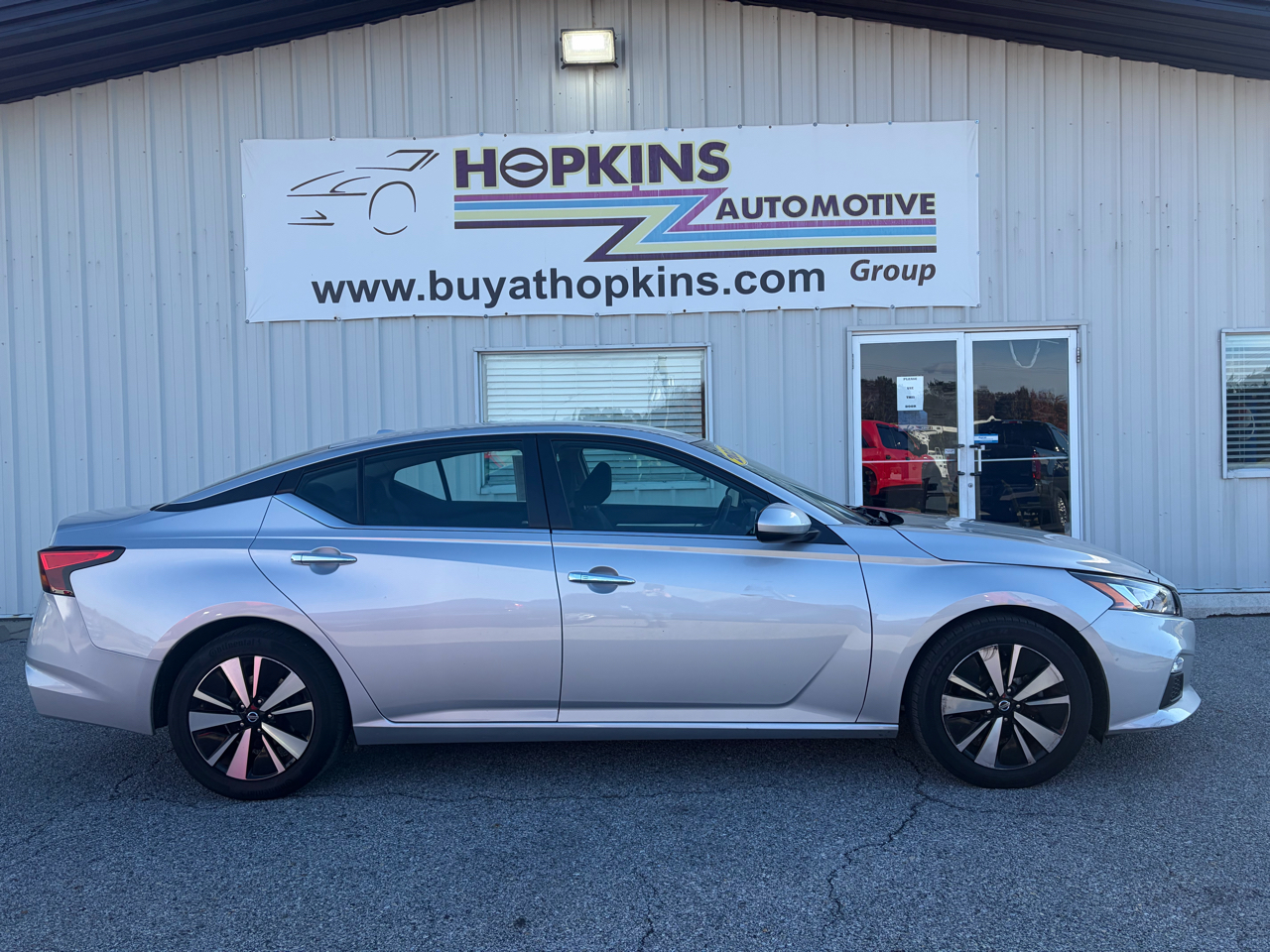 2022 Nissan Altima 2.5 SV Sedan