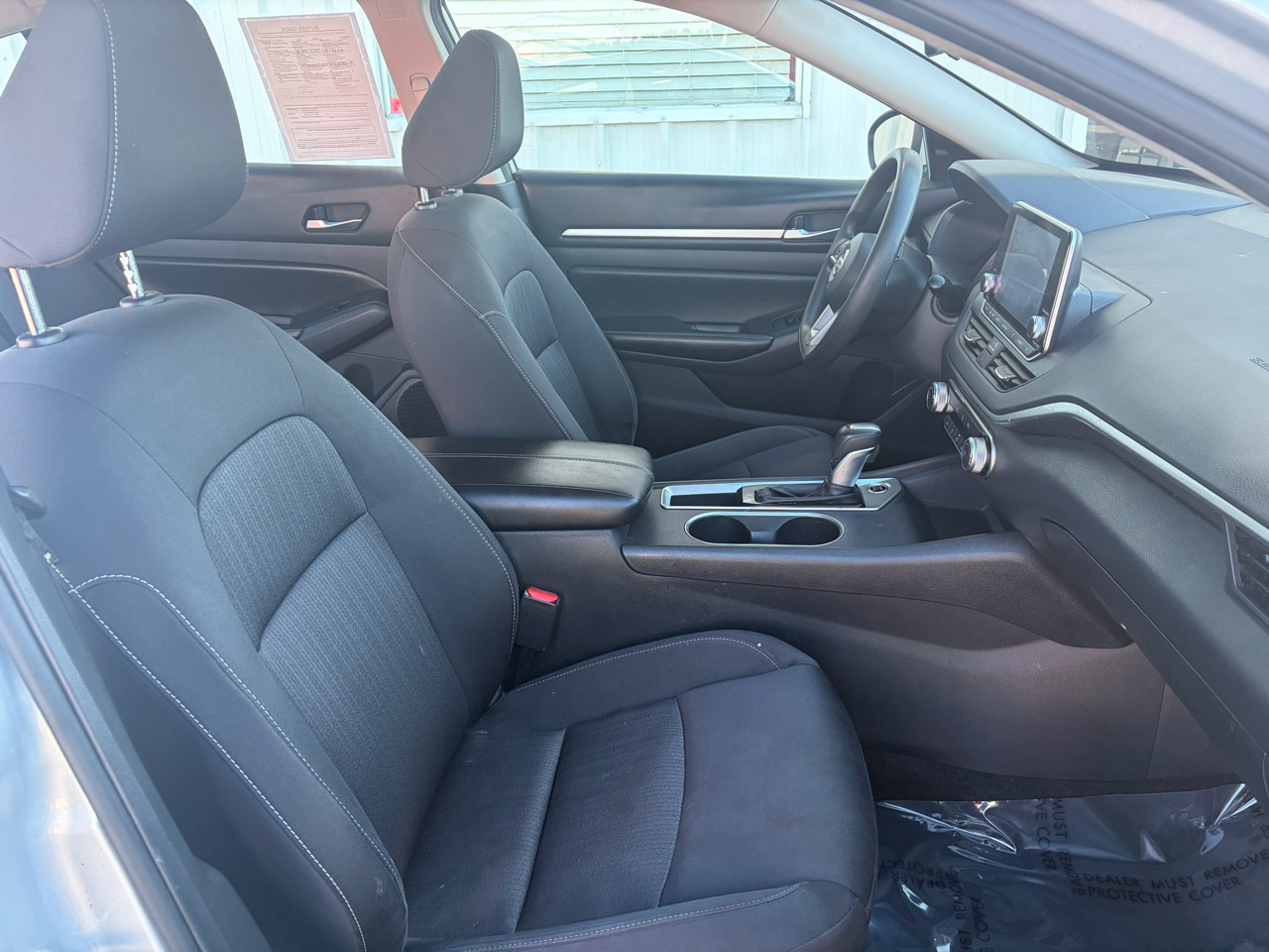 Nissan Altima 2.5 SV Sedan 2022