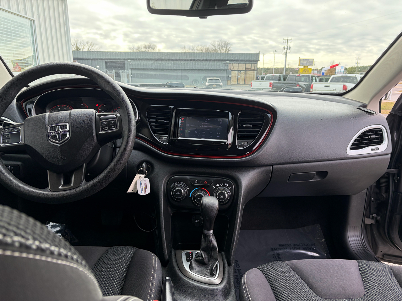 Dodge Dart 4dr Sdn SXT 2015