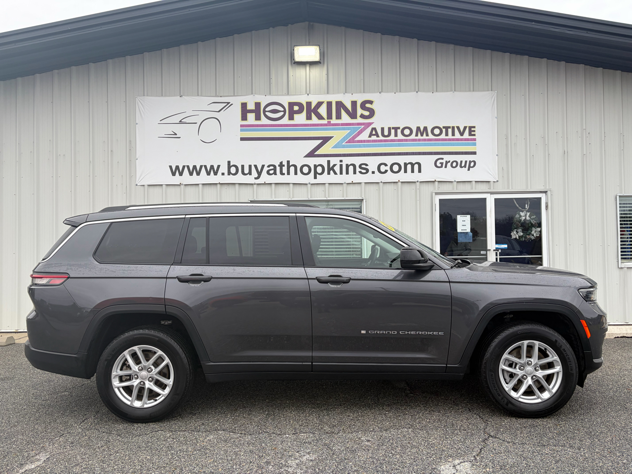 2023 Jeep Grand Cherokee L Laredo 4x4