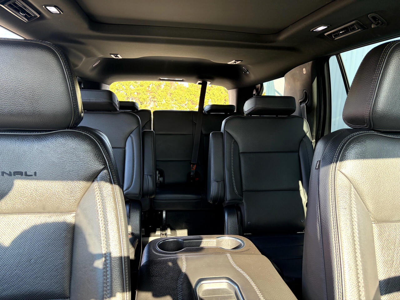 GMC Yukon 4WD 4dr Denali 2021
