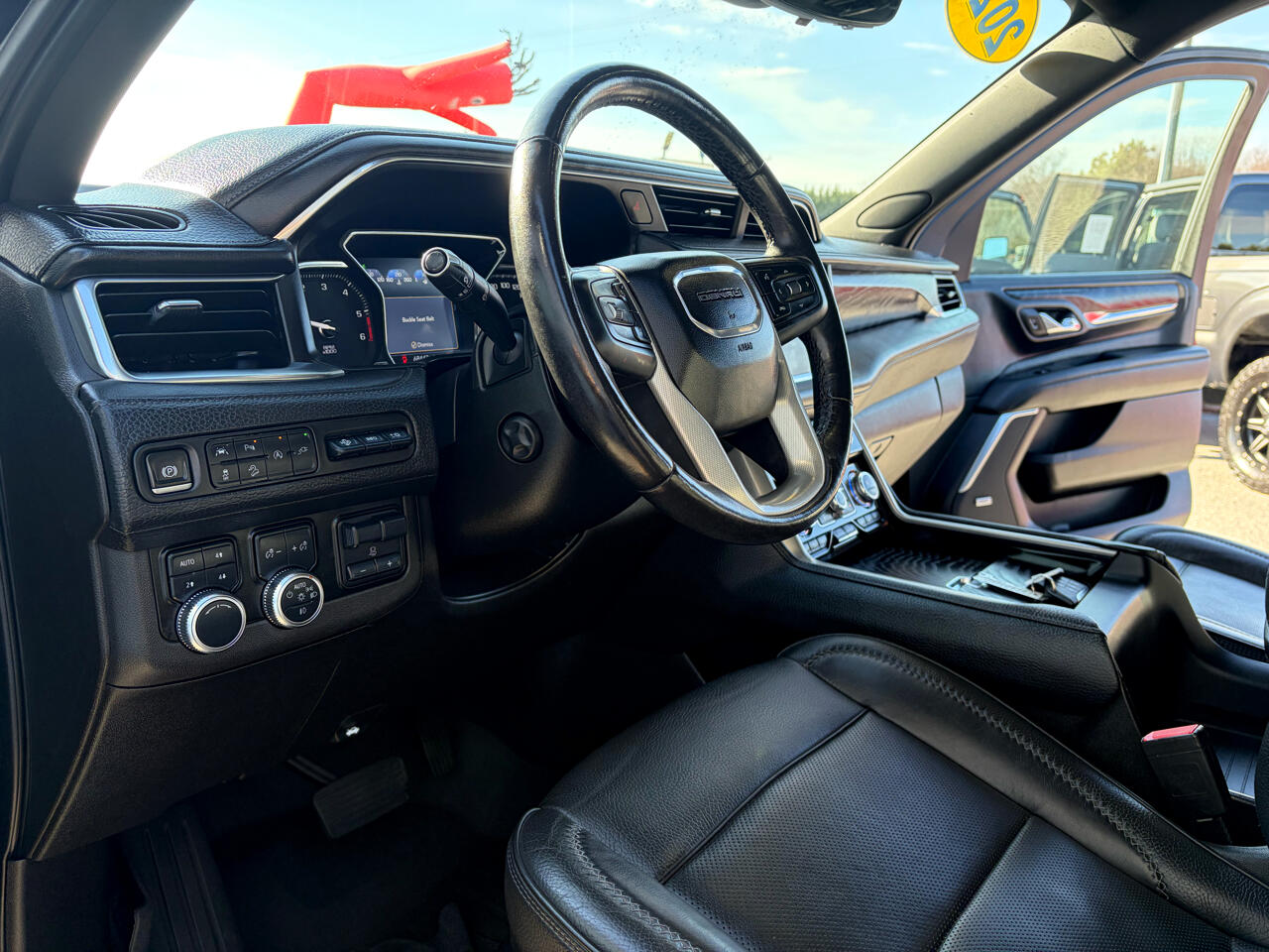 GMC Yukon 4WD 4dr Denali 2021