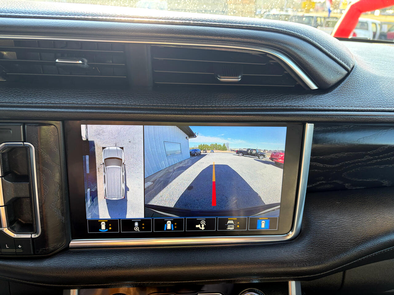 GMC Yukon 4WD 4dr Denali 2021