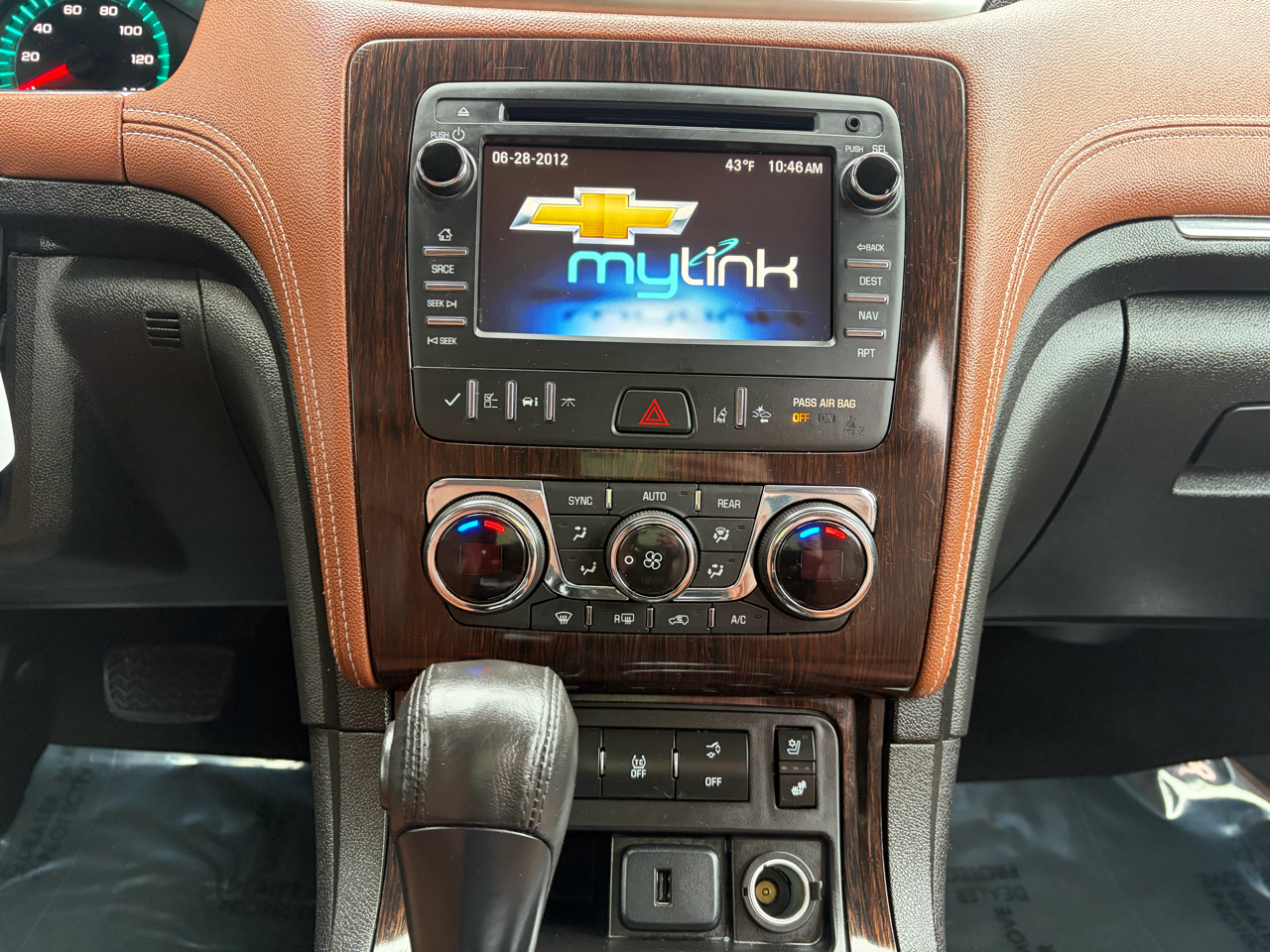 Chevrolet Traverse FWD 4dr LTZ 2016