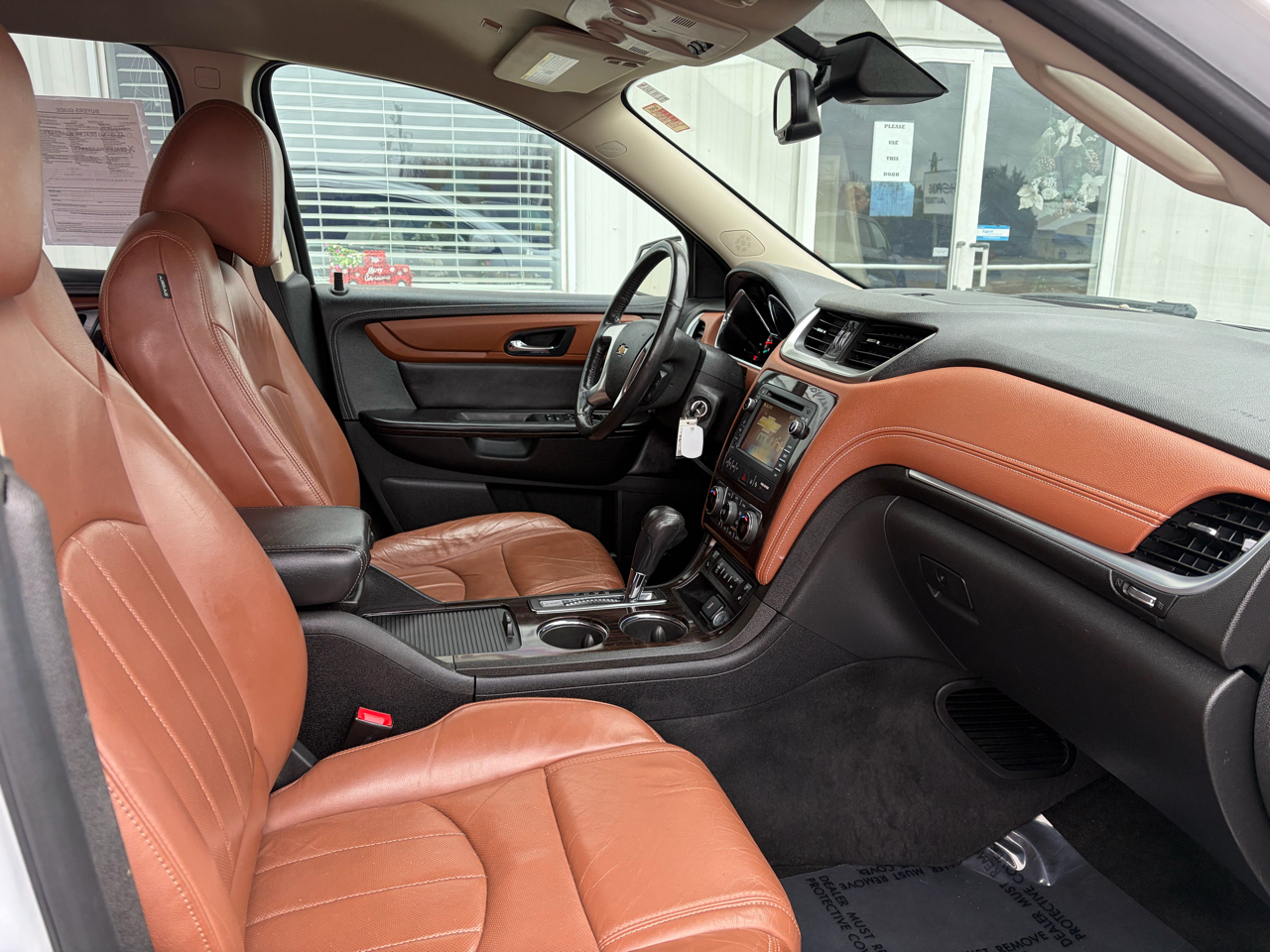 Chevrolet Traverse FWD 4dr LTZ 2016