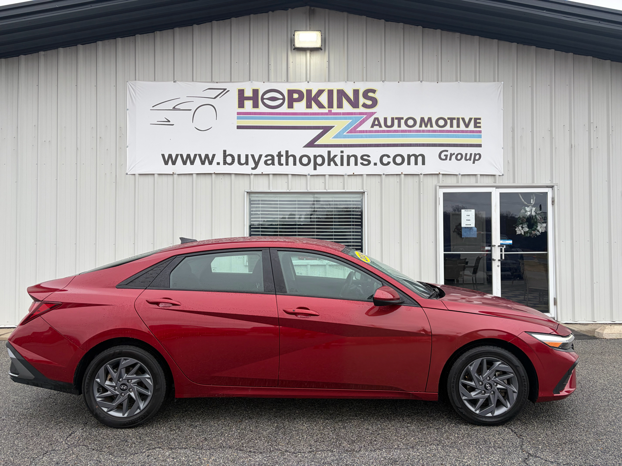 2024 Hyundai Elantra SEL's photo