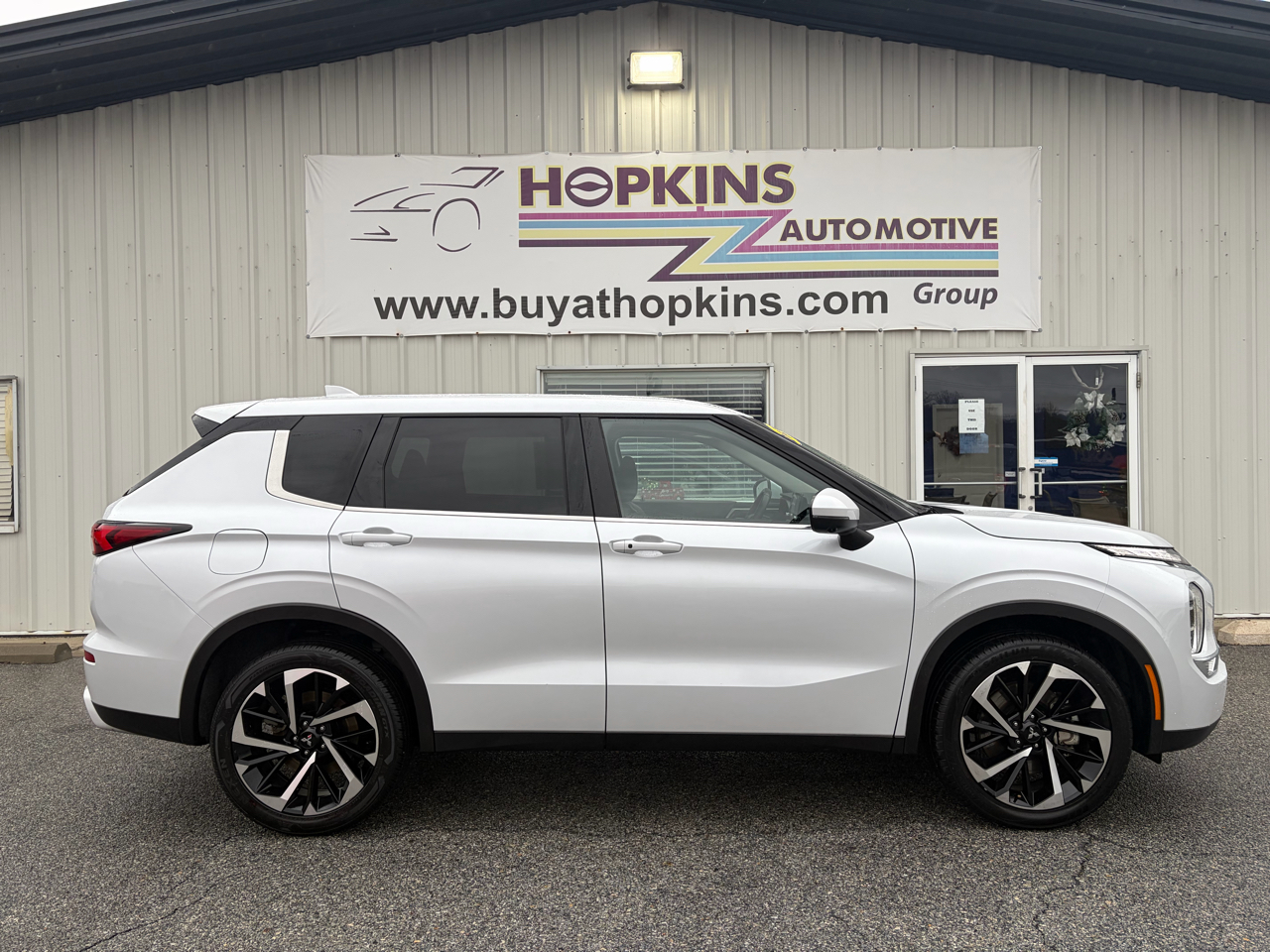 2024 Mitsubishi Outlander SE FWD