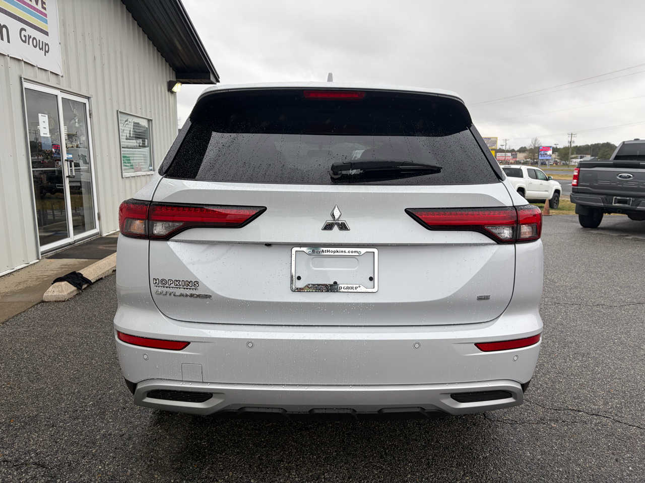 Mitsubishi Outlander SE FWD 2024