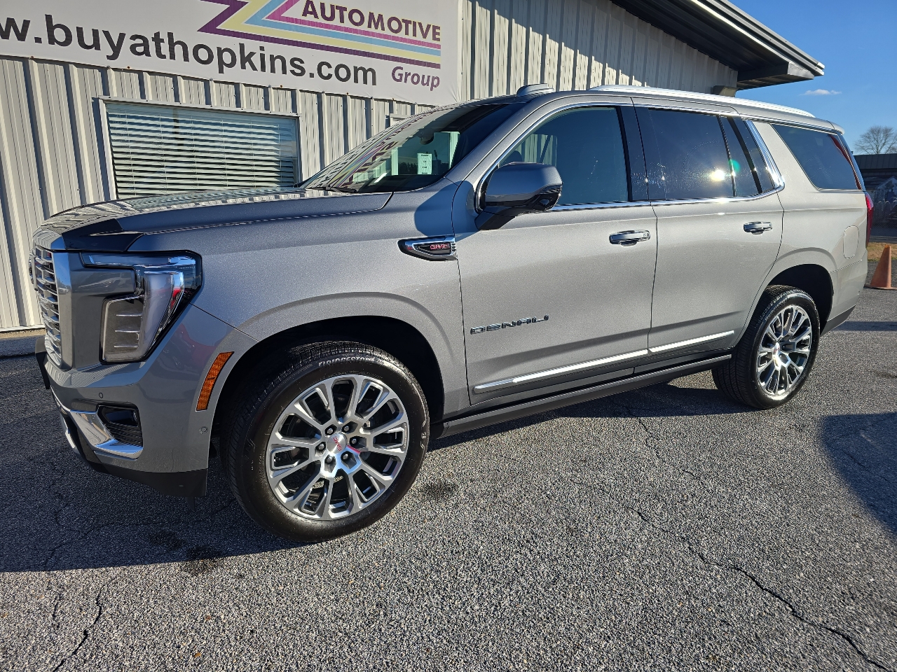 GMC Yukon 4WD 4dr Denali 2025