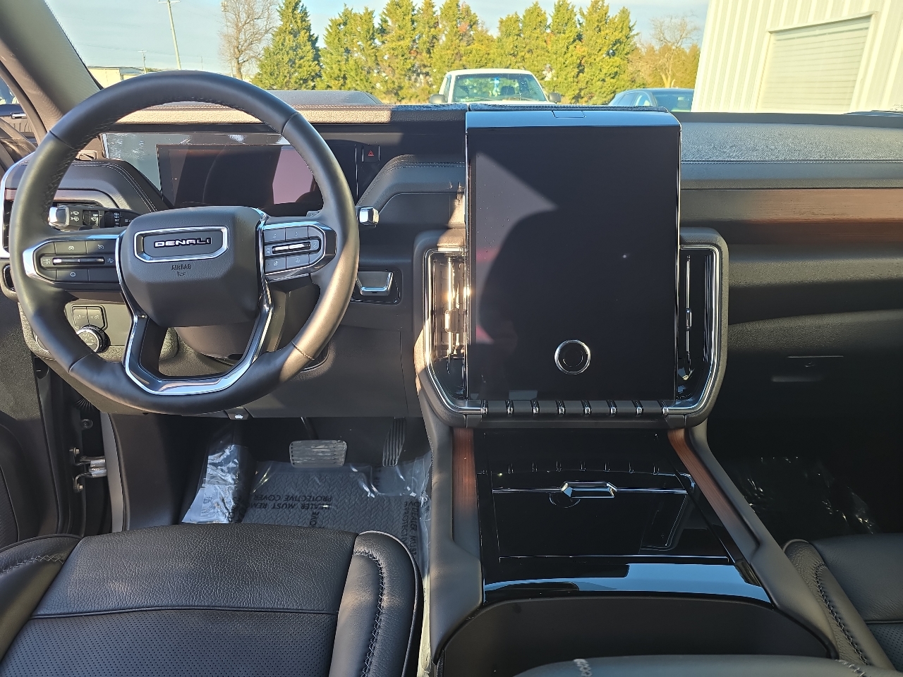 GMC Yukon 4WD 4dr Denali 2025