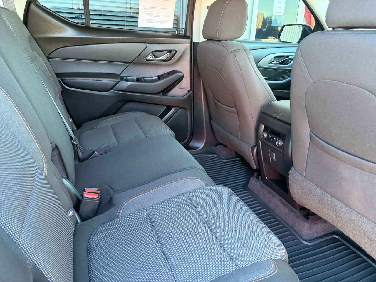 Chevrolet Traverse FWD 4dr LS w/1LS 2020