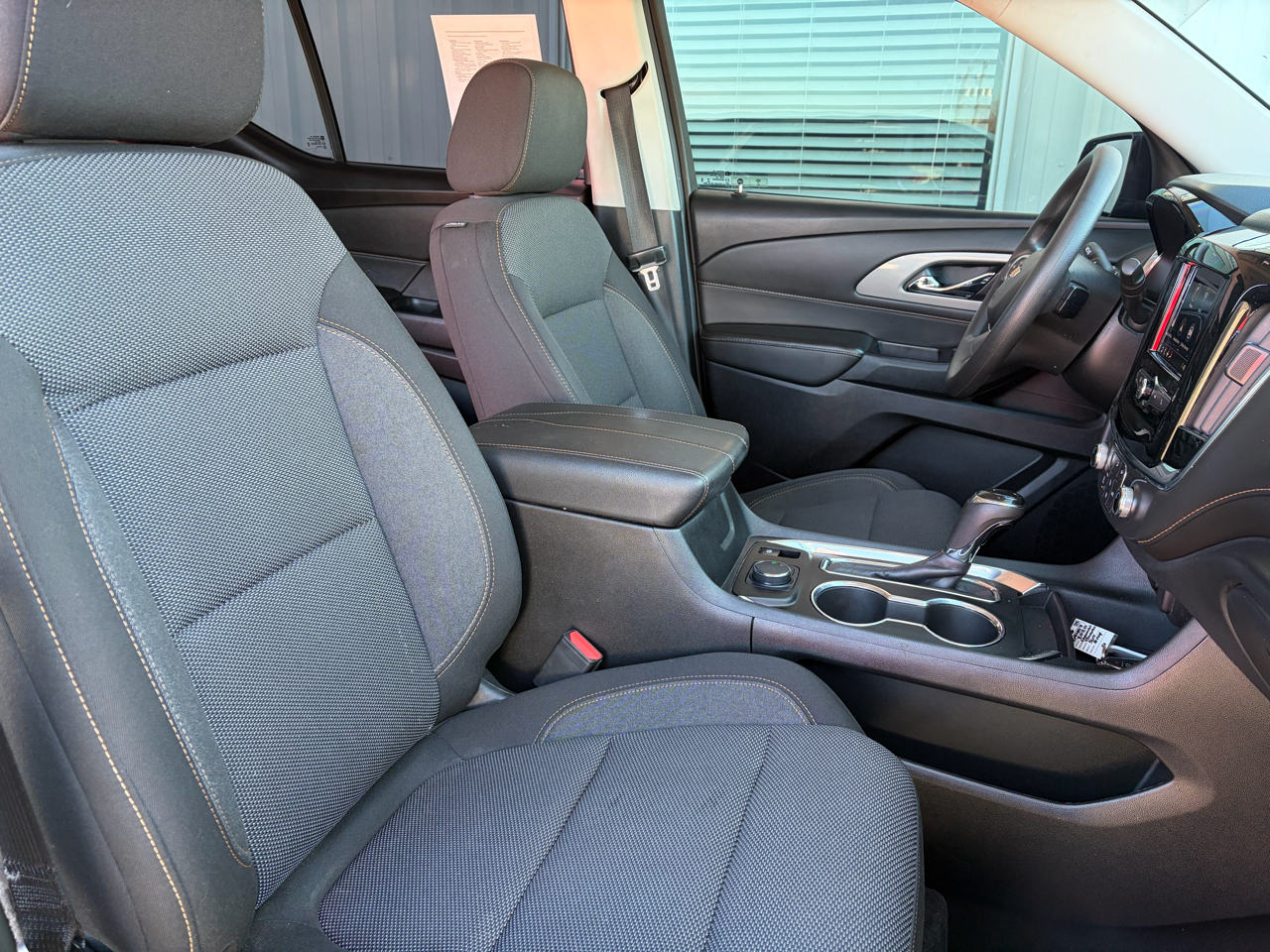 Chevrolet Traverse FWD 4dr LS w/1LS 2020