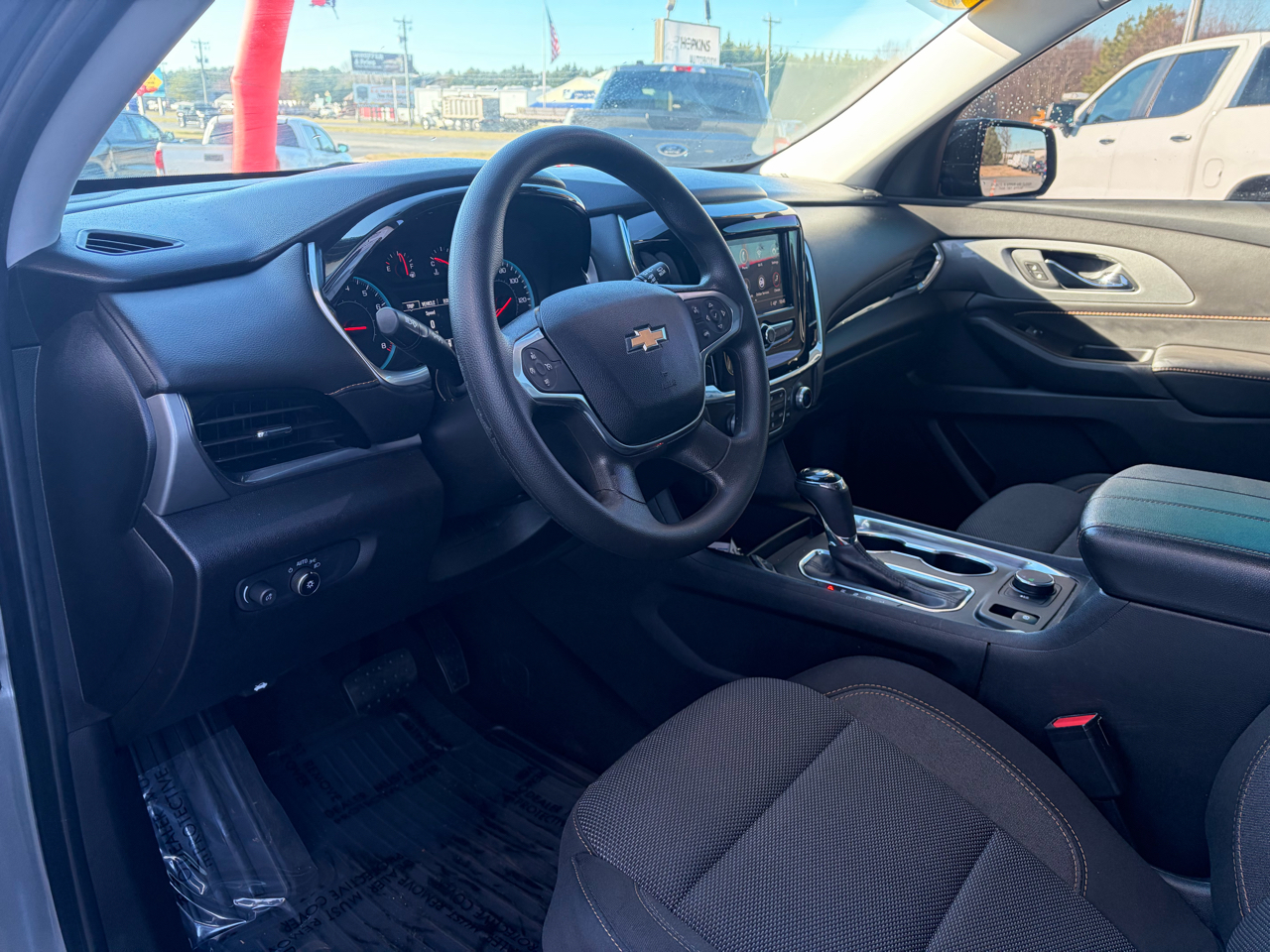 Chevrolet Traverse FWD 4dr LS w/1LS 2020