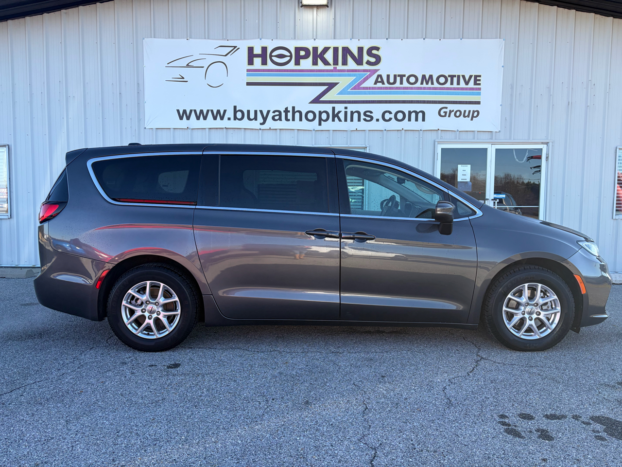 2023 Chrysler Pacifica Touring L FWD