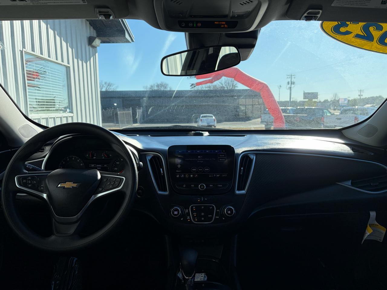 Chevrolet Malibu 4dr Sdn 1LT 2023