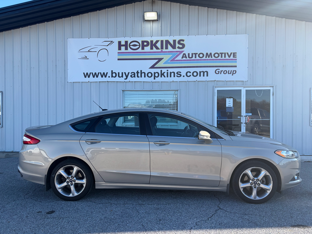 2015 Ford Fusion 4dr Sdn SE FWD