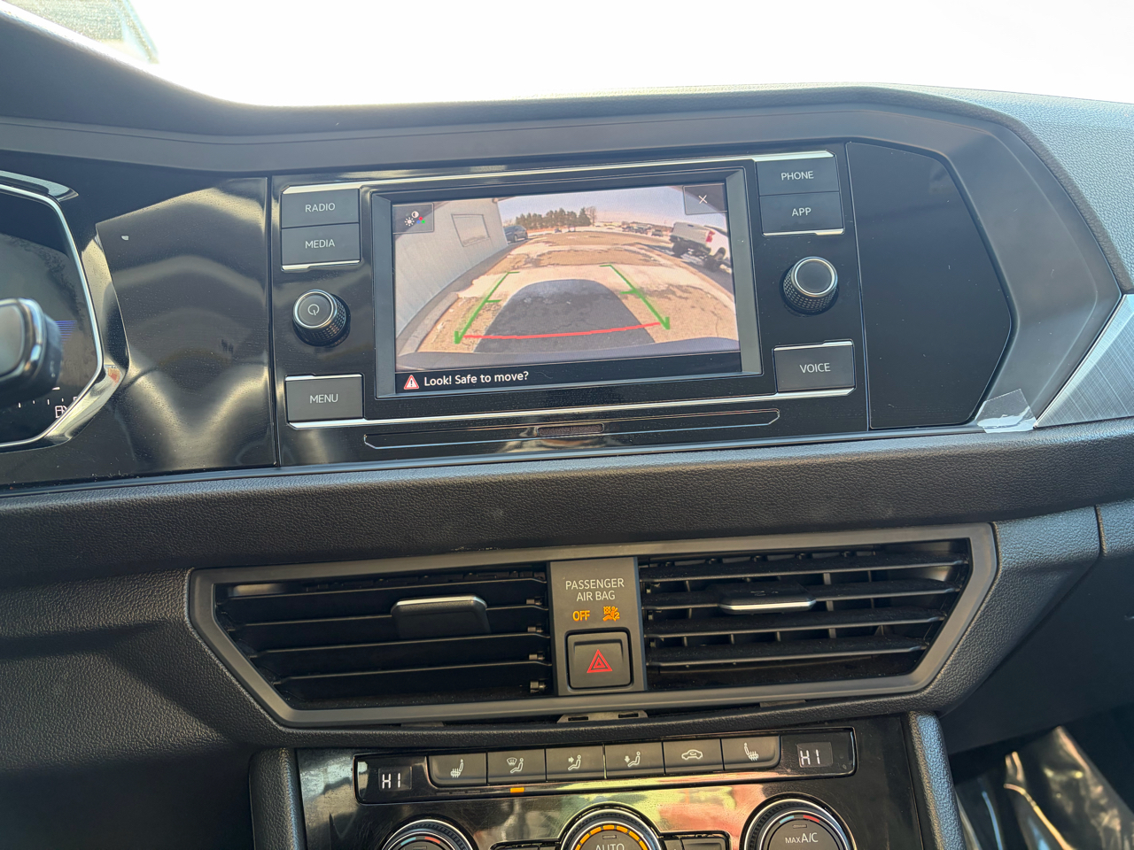 Volkswagen Jetta SE Auto 2024