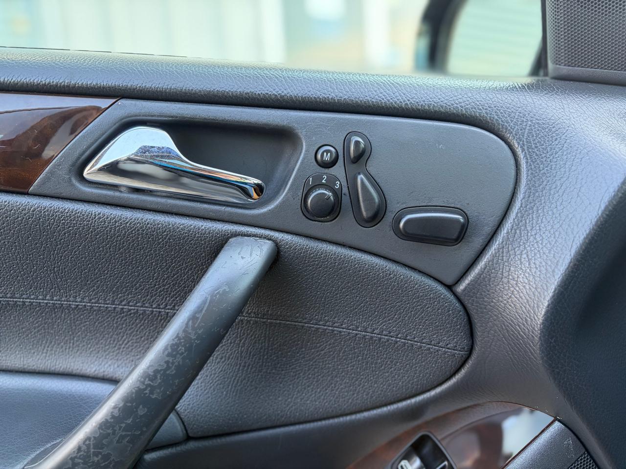 Mercedes-Benz C-Class 4dr Sdn 2.6L 2004