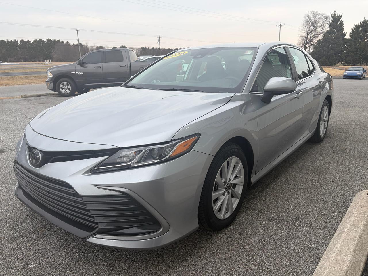 Toyota Camry LE Auto (Natl) 2024