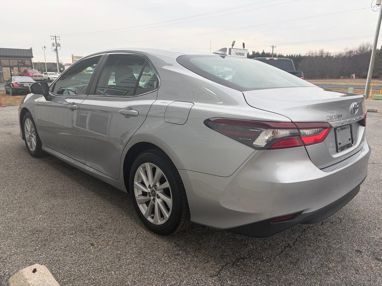 Toyota Camry LE Auto (Natl) 2024