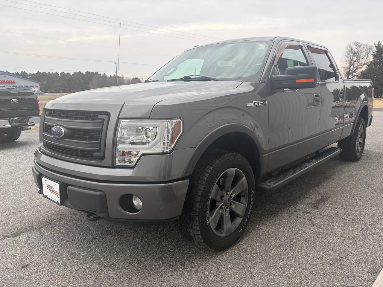 Ford F-150 4WD SuperCrew 145" XL 2013