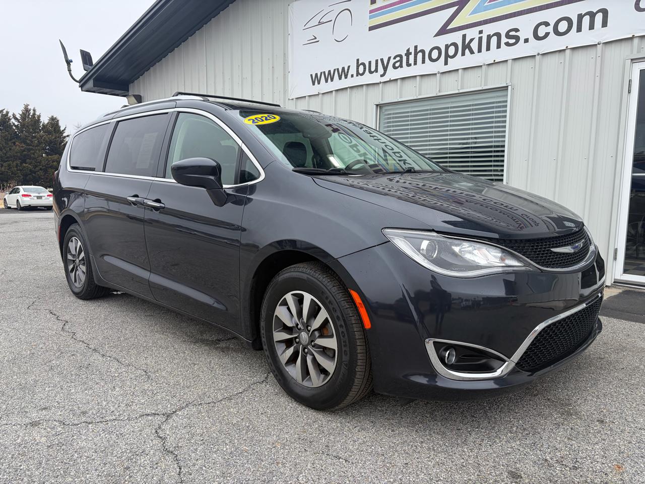 Chrysler Pacifica Touring L Plus FWD 2020