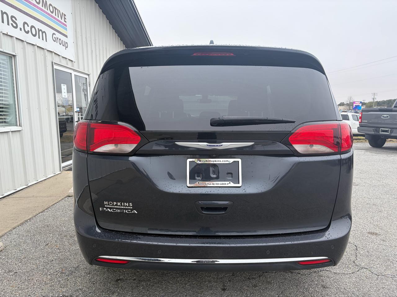 Chrysler Pacifica Touring L Plus FWD 2020