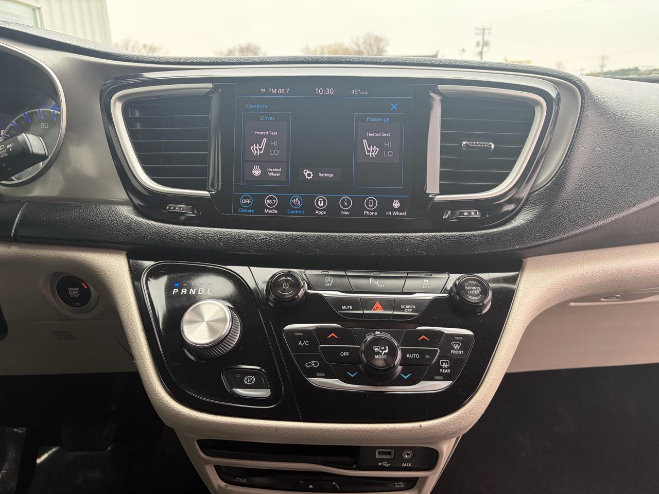 Chrysler Pacifica Touring L Plus FWD 2020