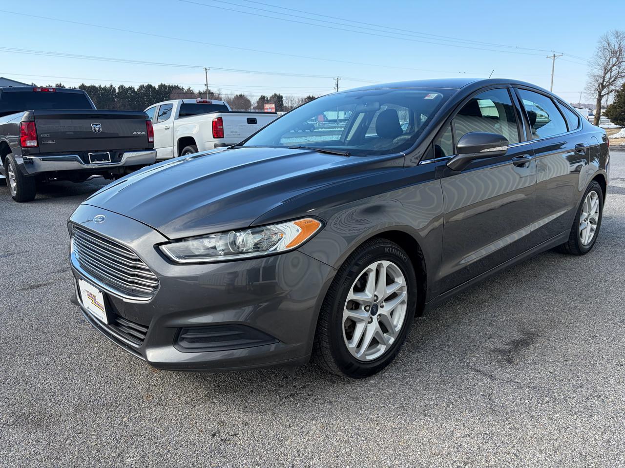 Ford Fusion 4dr Sdn SE FWD 2016