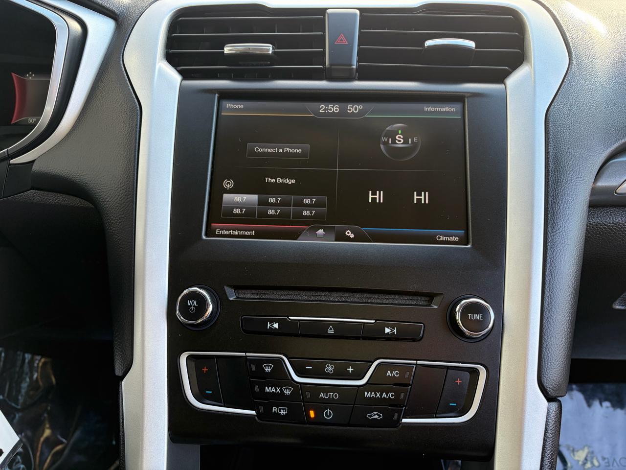 Ford Fusion 4dr Sdn SE FWD 2016