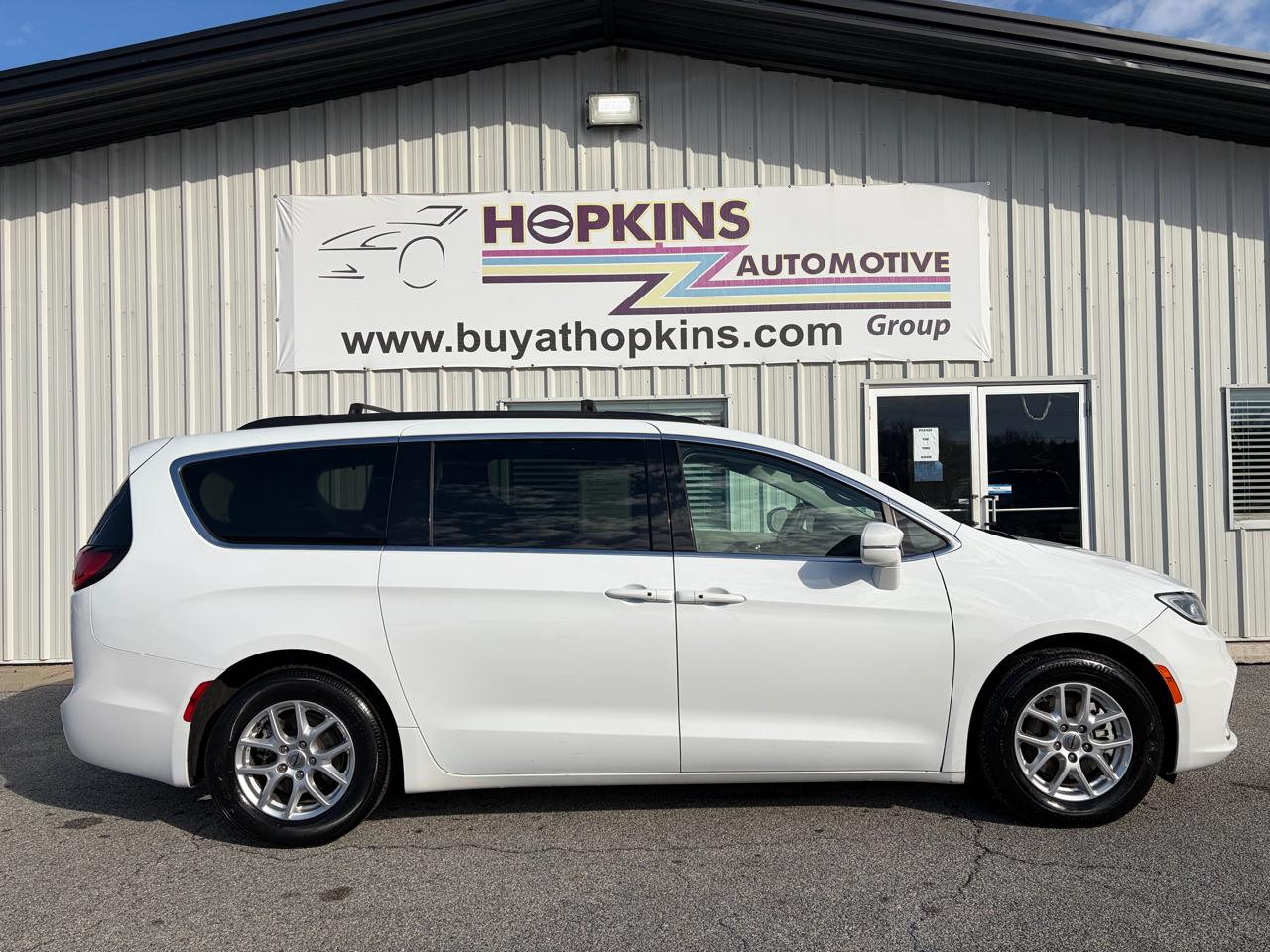 2022 Chrysler Pacifica Touring L FWD