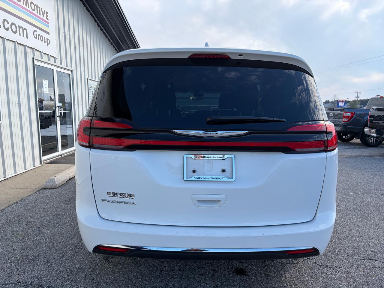 Chrysler Pacifica Touring L FWD 2022
