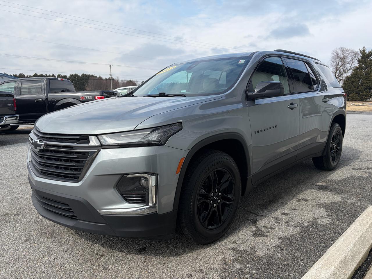 Chevrolet Traverse FWD 4dr LS w/1LS 2023