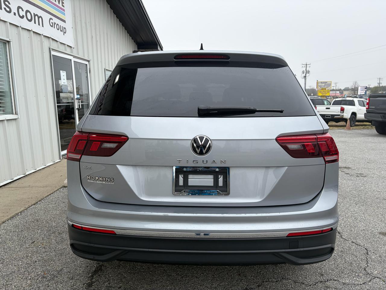 Volkswagen Tiguan 2.0T SE FWD 2024