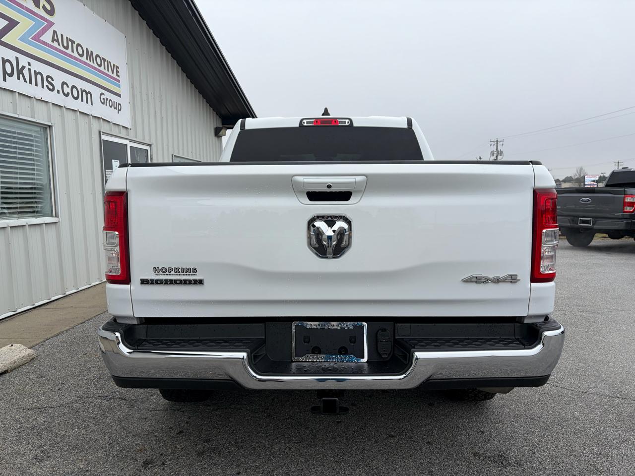 RAM 1500 Big Horn 4x4 Crew Cab 5'7" Box 2021