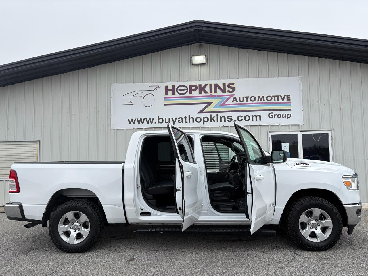 RAM 1500 Big Horn 4x4 Crew Cab 5'7" Box 2021