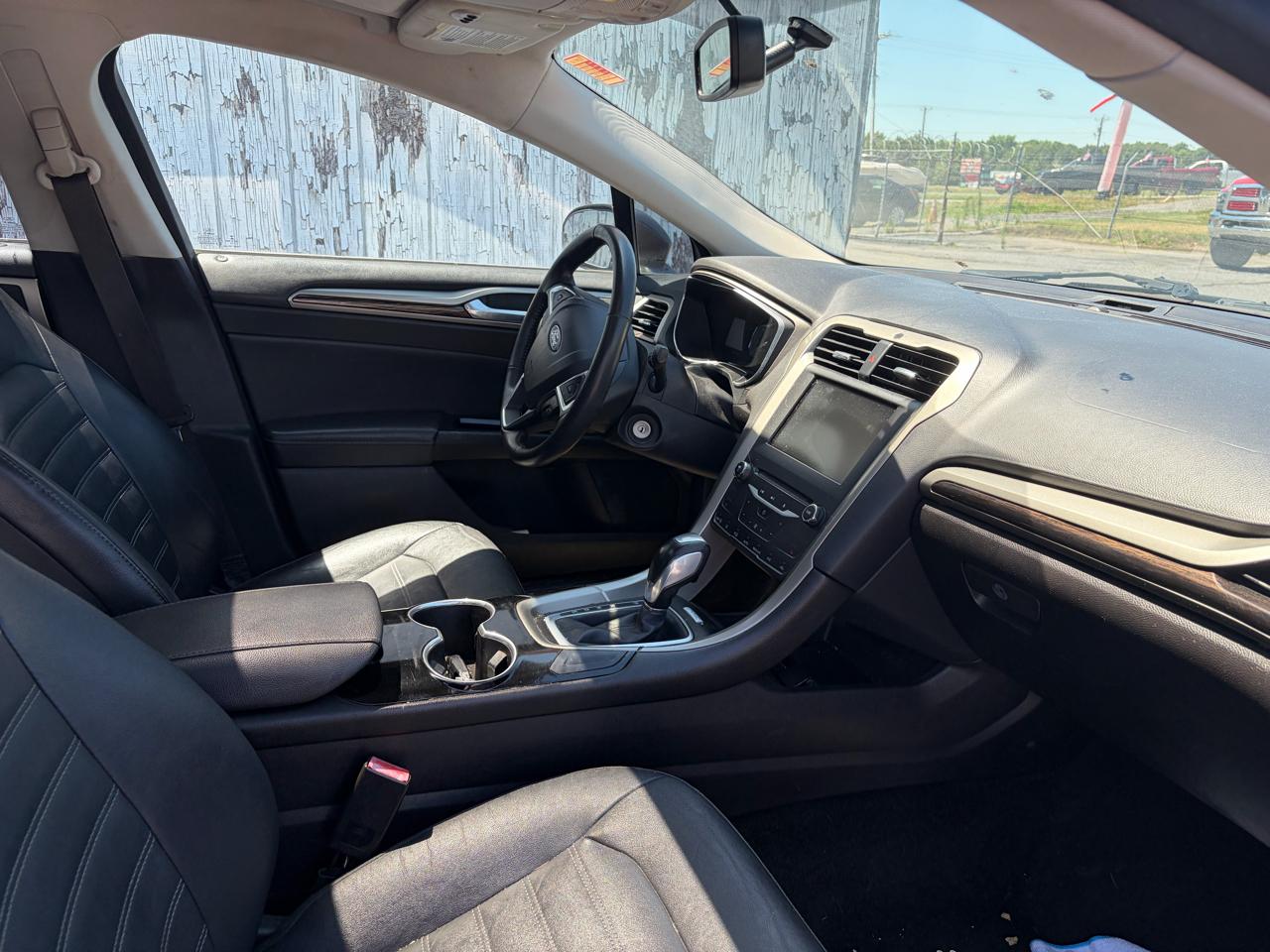 Ford Fusion 4dr Sdn SE FWD 2015
