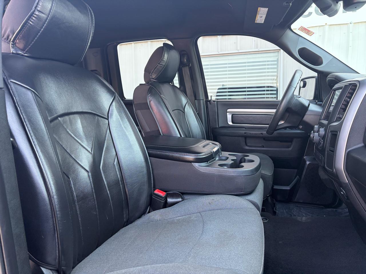 RAM 1500 Classic Warlock 4x4 Quad Cab 6'4" Box 2022