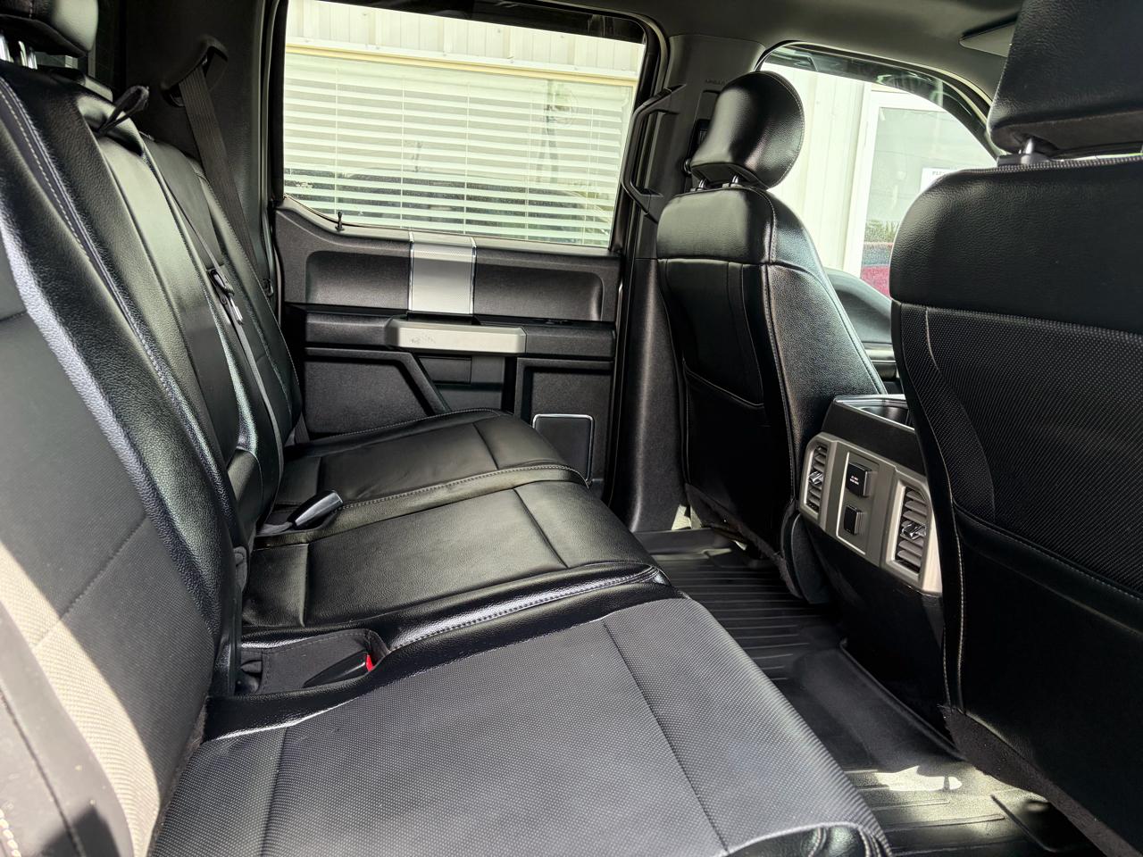 Ford F-150 4WD SuperCrew 145" XLT 2015