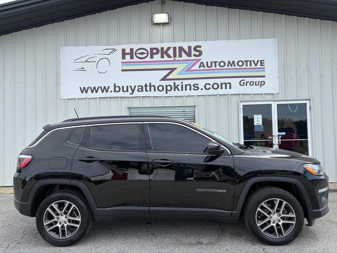 2020 Jeep Compass Latitude w/Sun/Safety Pkg 4x4