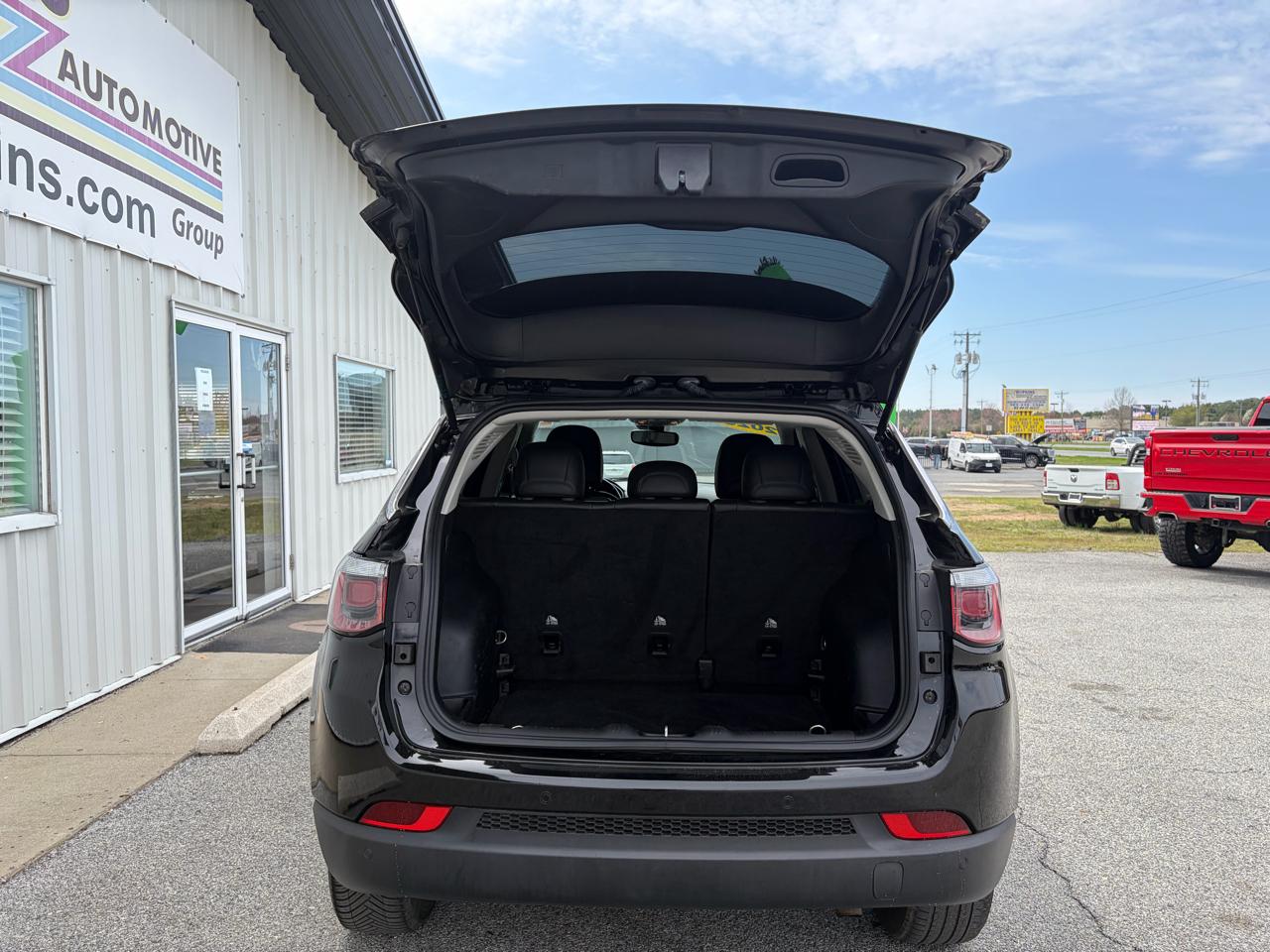 Jeep Compass Latitude w/Sun/Safety Pkg 4x4 2020