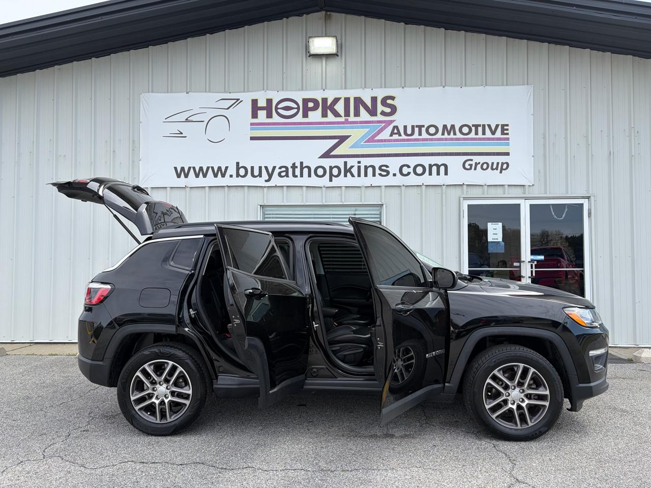 Jeep Compass Latitude w/Sun/Safety Pkg 4x4 2020