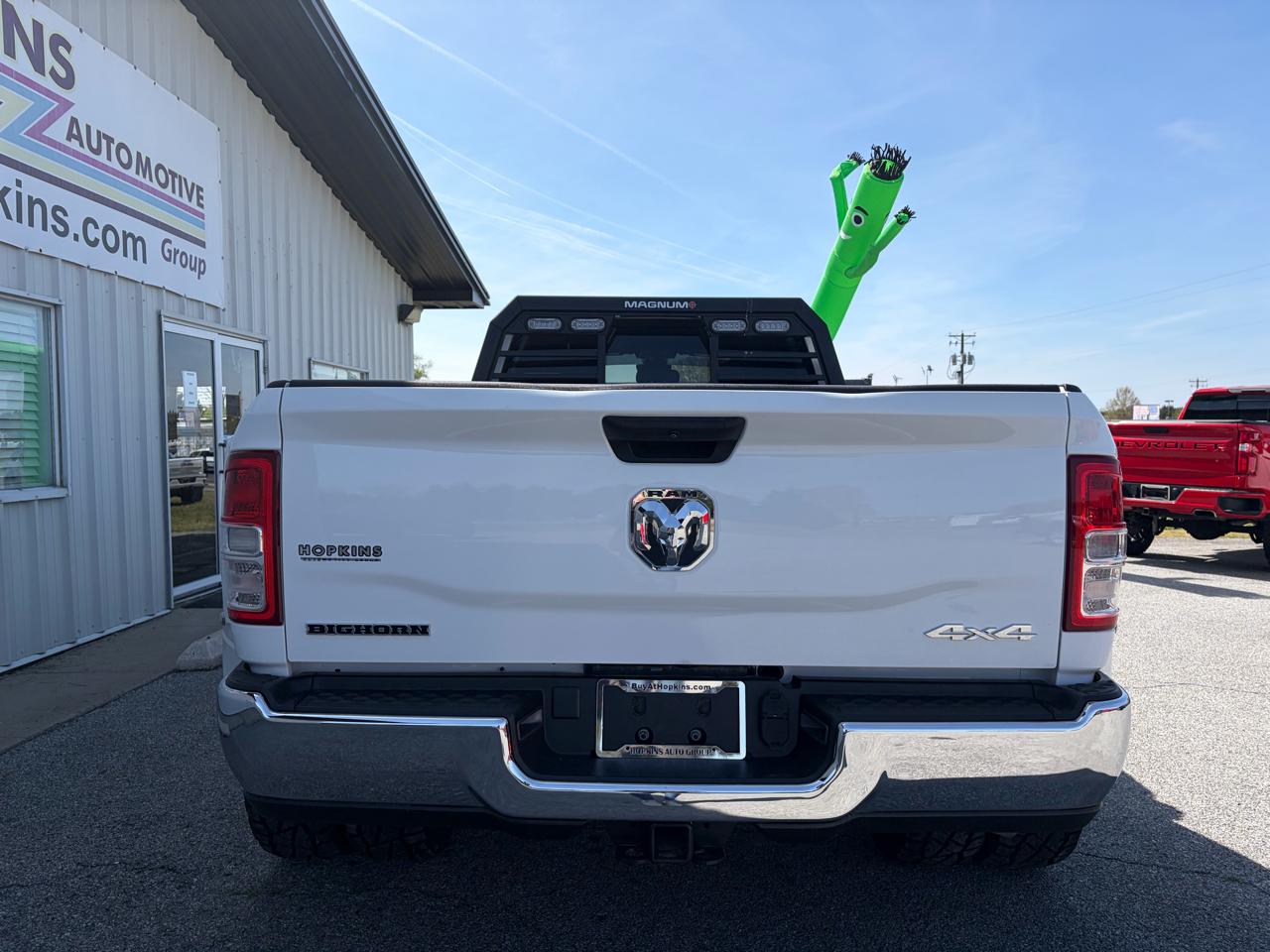 RAM 3500 Big Horn 4x4 Crew Cab 8' Box 2024