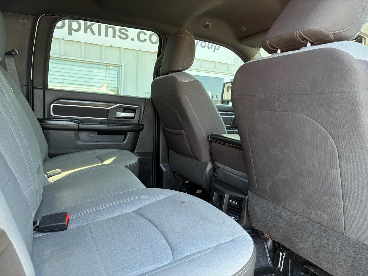 RAM 3500 Big Horn 4x4 Crew Cab 8' Box 2024