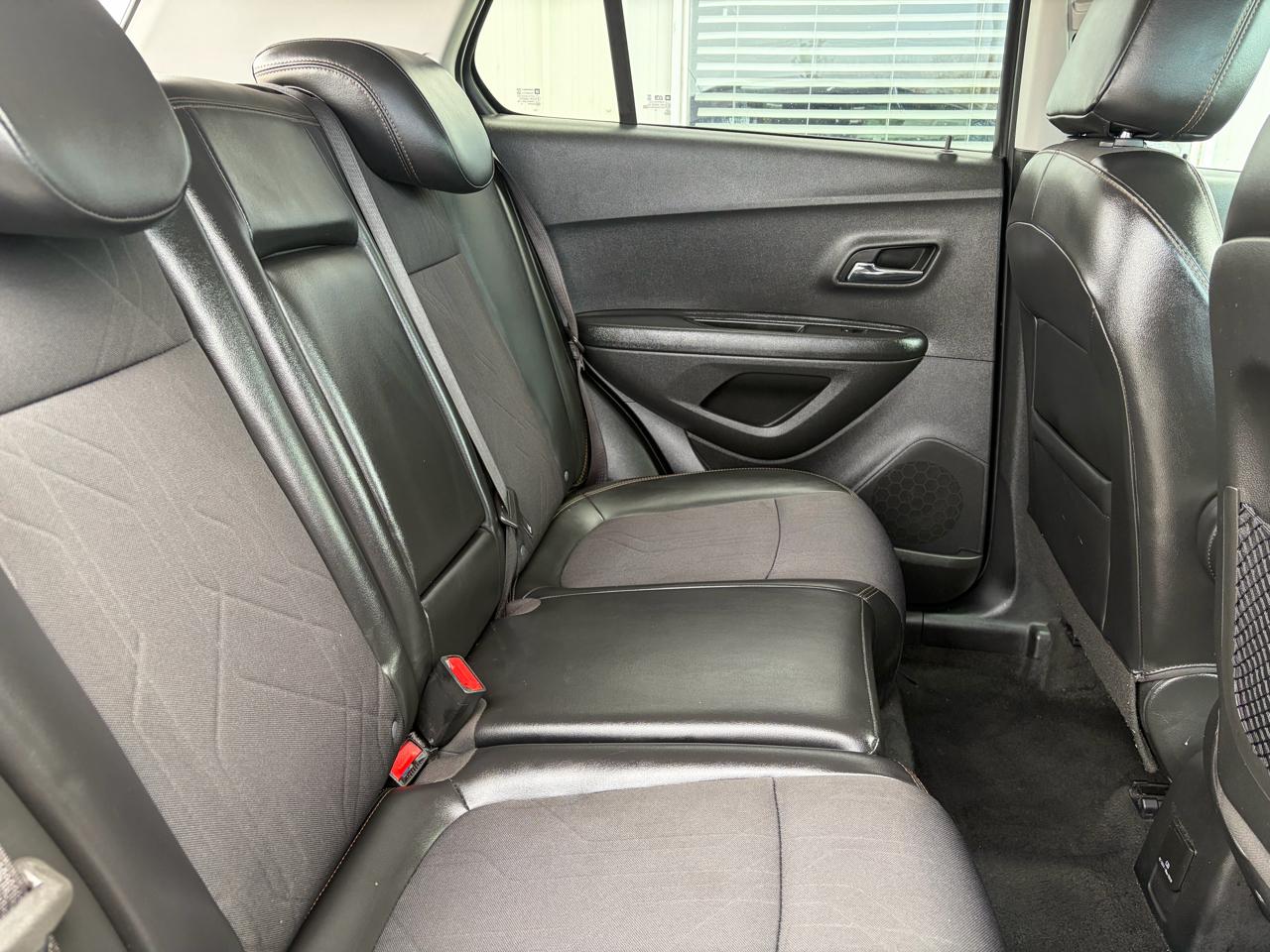 Chevrolet Trax FWD 4dr LT 2021